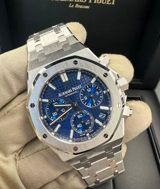Audemars Piguet Royal Oak Chronograph - Limited Edition!