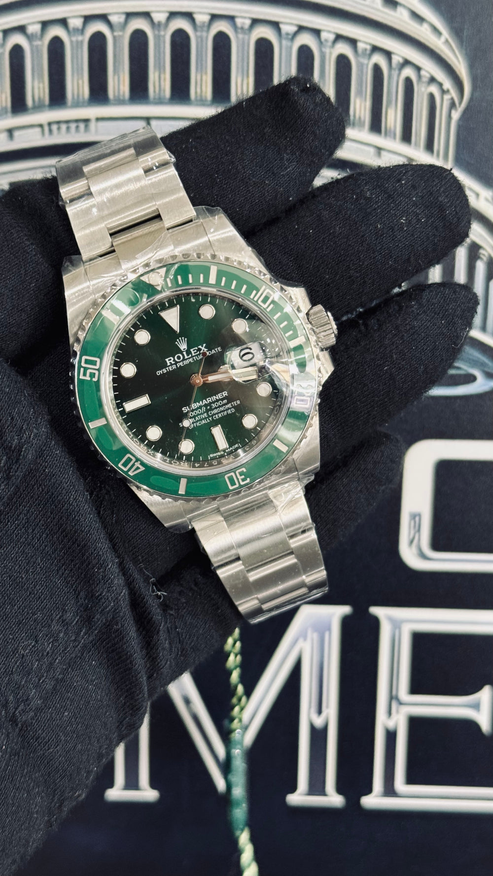 Rolex Submariner Date "HULK" - Unworn/Open Card!